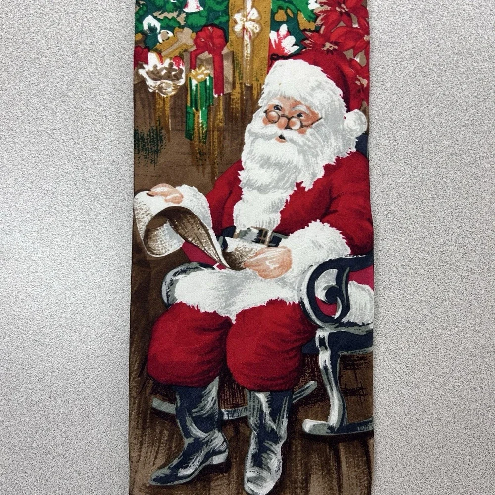 Vintage Hallmark Holiday Traditions Mens‎ Christmas Neck Tie Silk Santa Made USA